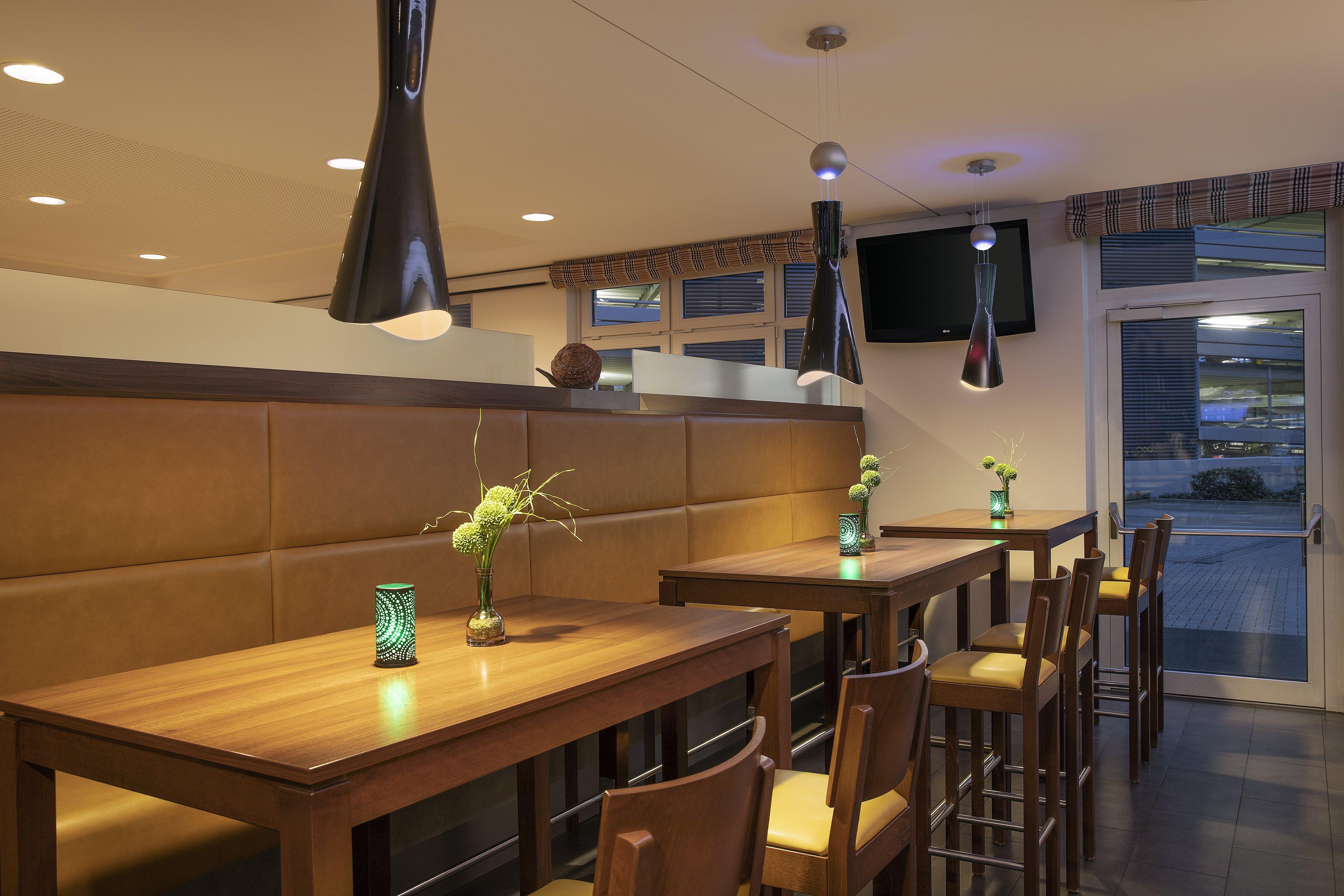 Holiday Inn Express Bremen Airport By Ihg Exterior foto