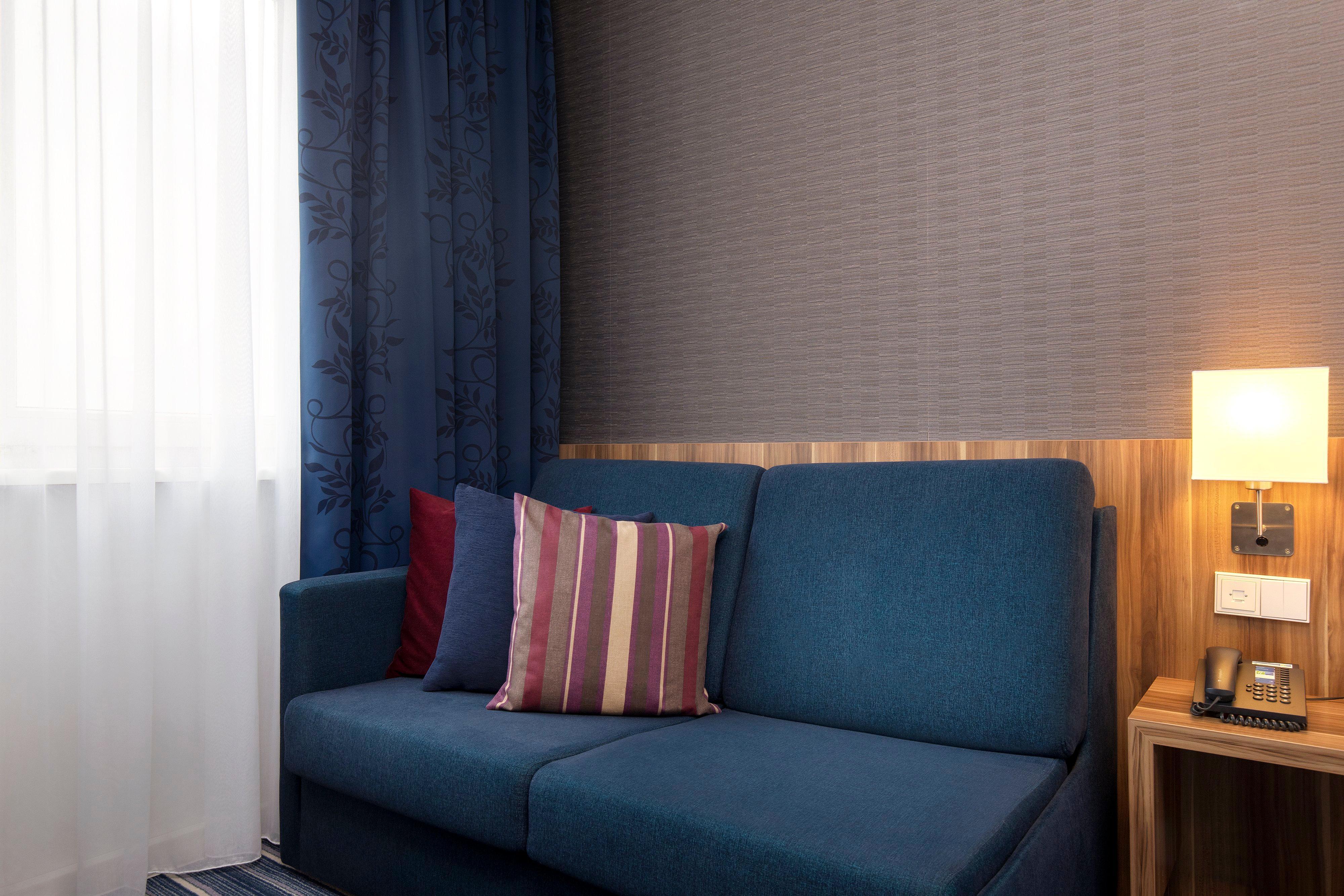 Holiday Inn Express Bremen Airport By Ihg Exterior foto