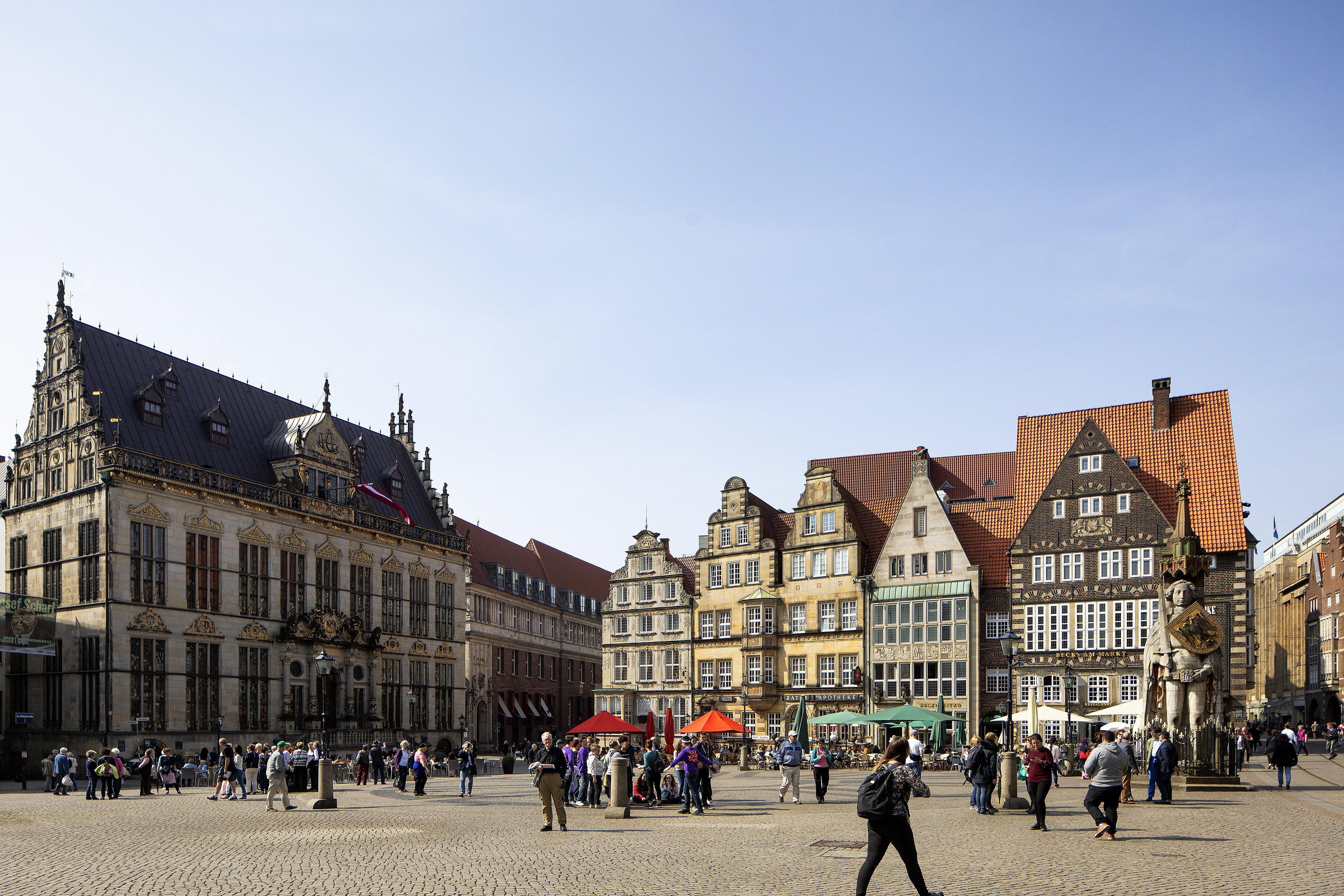 Holiday Inn Express Bremen Airport By Ihg Exterior foto