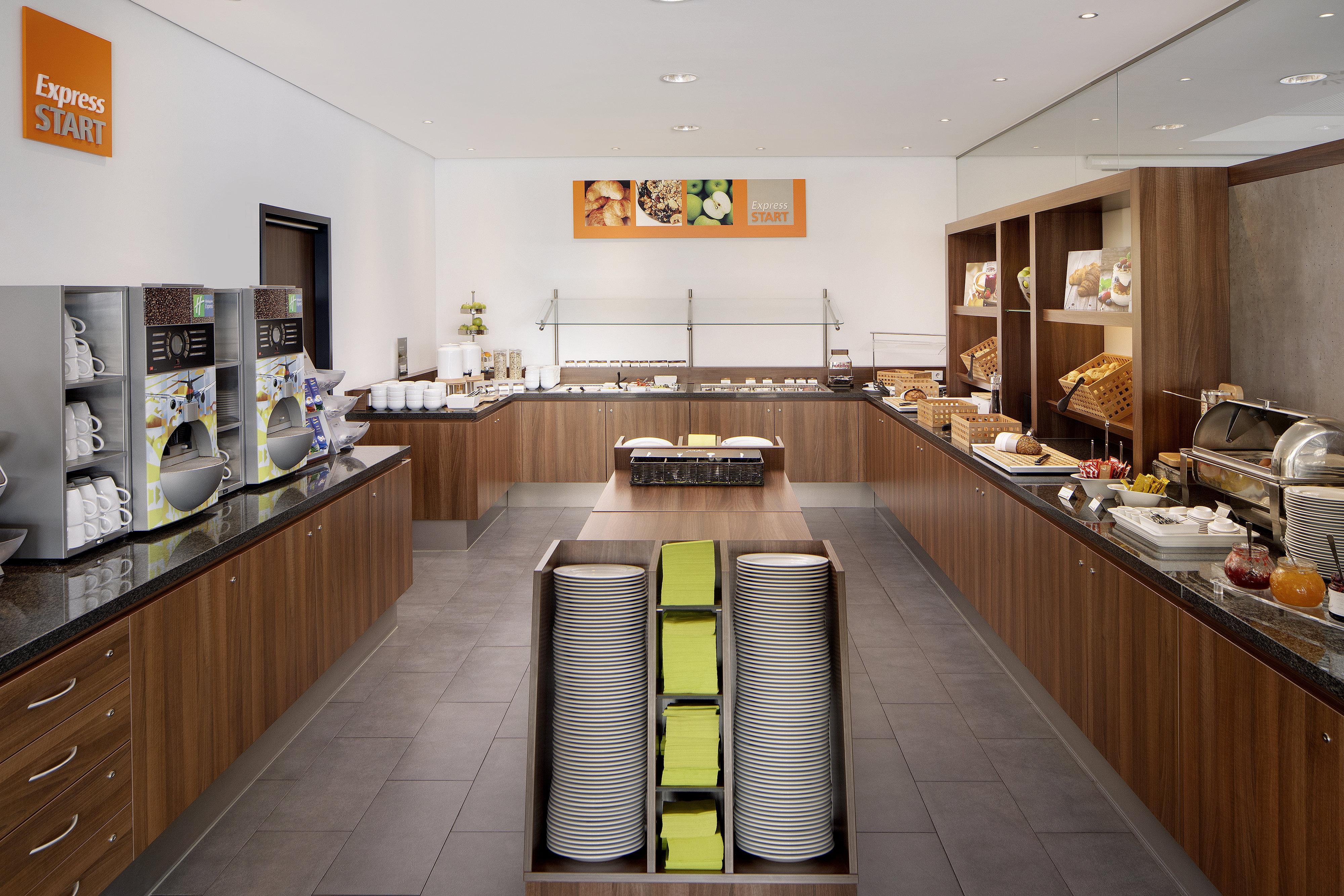 Holiday Inn Express Bremen Airport By Ihg Exterior foto
